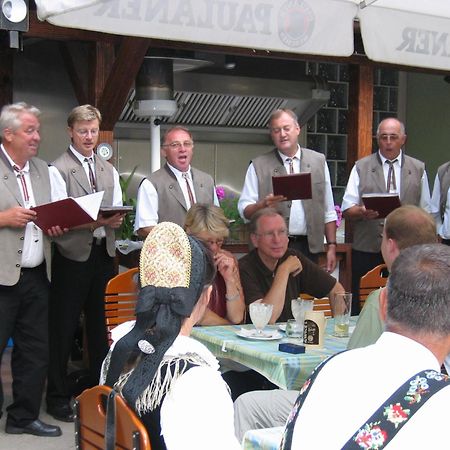 Gasthof & Hotel Goldener Hirsch 바트베르넥임피흐텔게비르거 외부 사진
