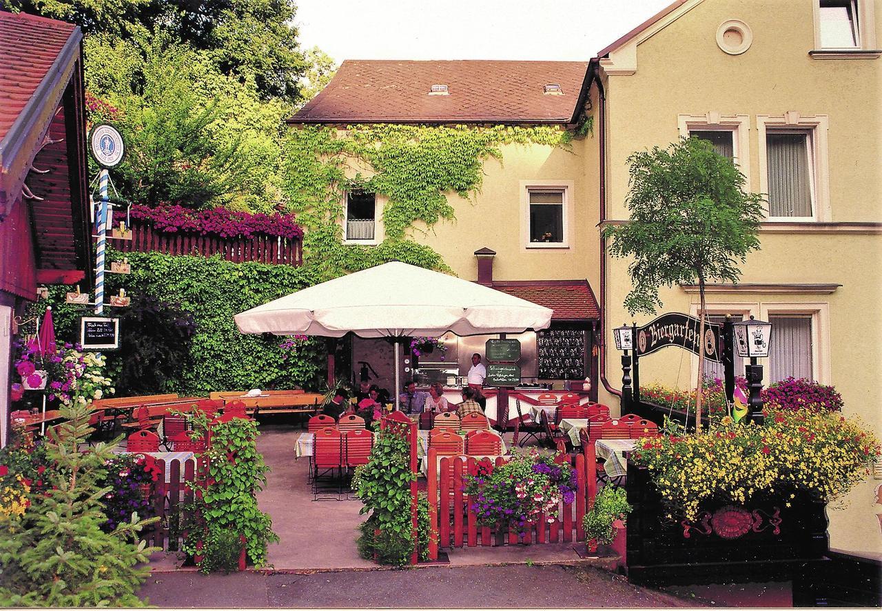 Gasthof & Hotel Goldener Hirsch 바트베르넥임피흐텔게비르거 외부 사진
